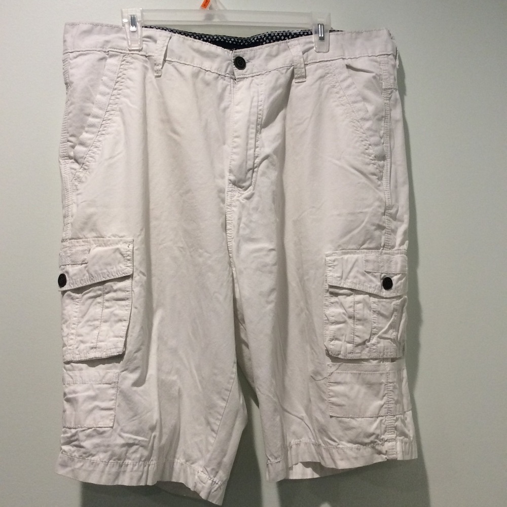PD&C 100% Cotton Ivory White Men’s Cargo Shorts 38